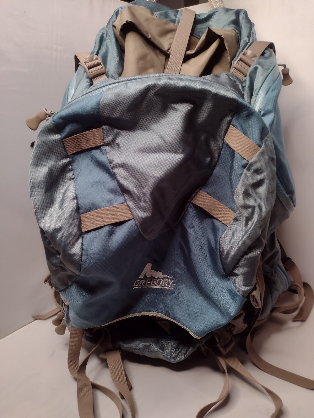 Gregory Deva 60 Backpack Blue Gray Hiking Camping Outdoor Trail